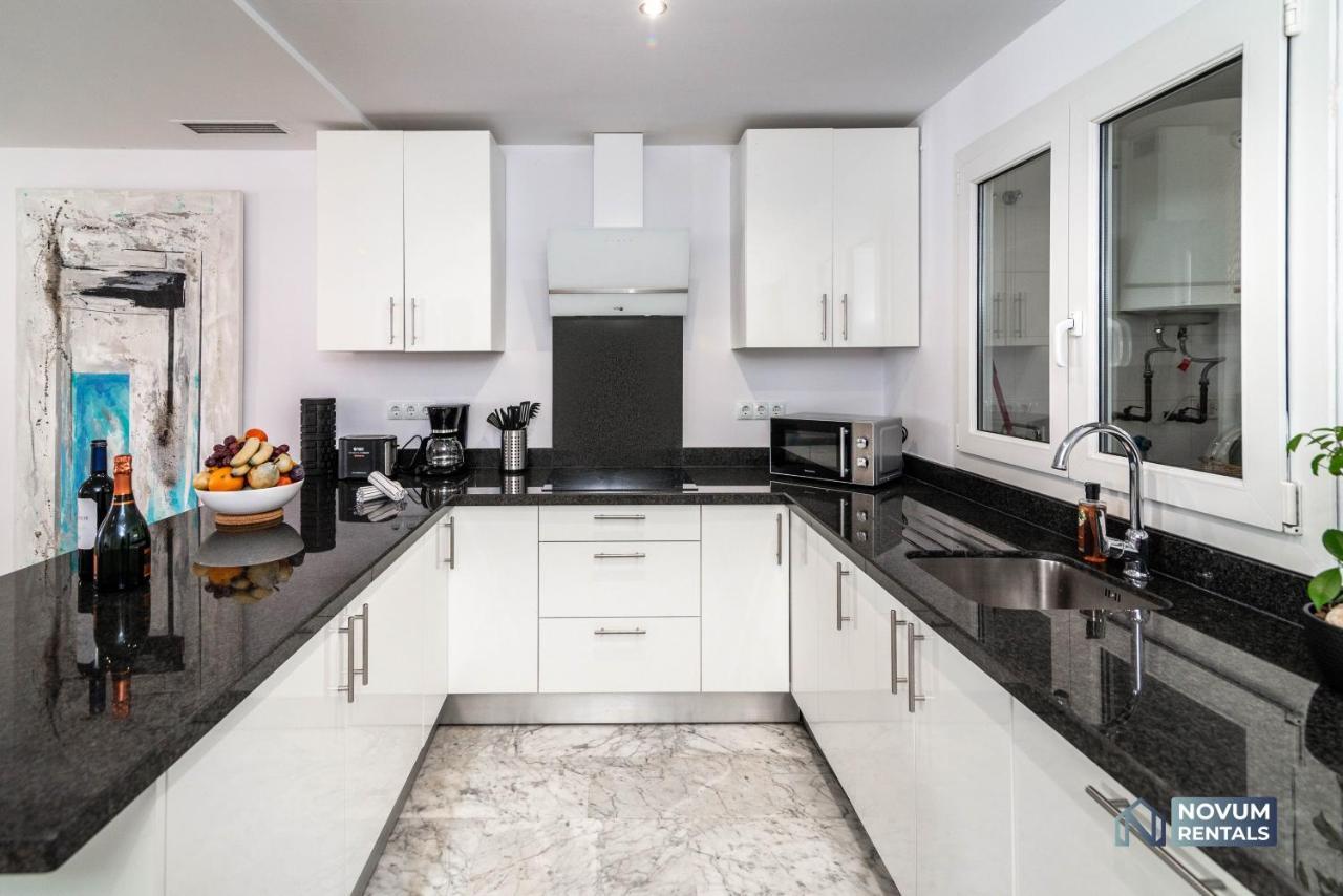 Puerto Banus Finest 2-Bdrm Apt - 50 Metres To Beach Марбелья Экстерьер фото